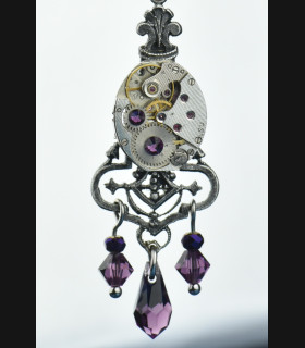 Boucles d'oreilles mécaniques " Purple Annabelle "