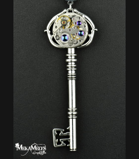 Collier Steampunk Clé Temps pour Elle | Swarovski® & Montre Ancienne