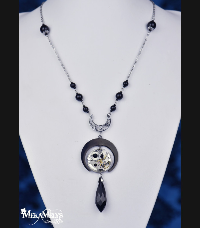 Collier steampunk Lune DélHécate
