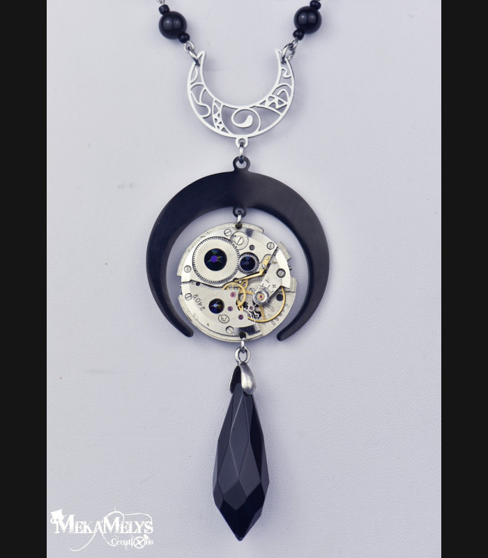 Collier steampunk Lune DélHécate