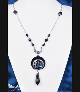 Collier steampunk Lune DélHécate