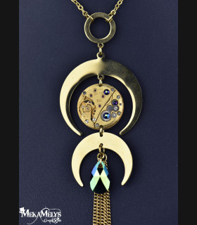 Collier original steampunk Lune Hécate