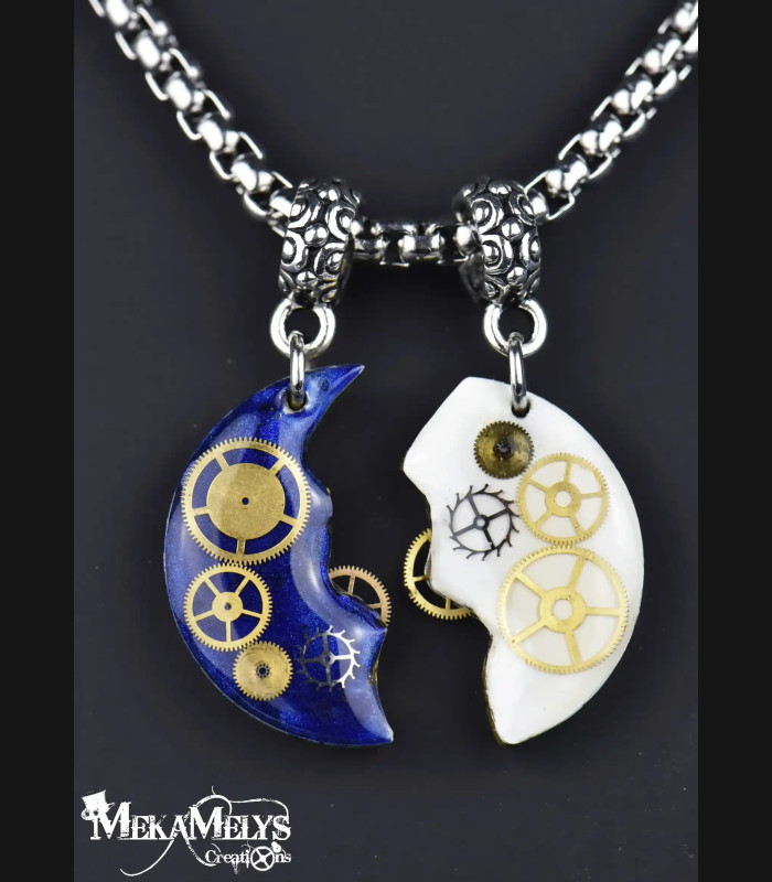 Bijoux Couple Uniques : Collier "Toi et Moi" avec mouvement de montre