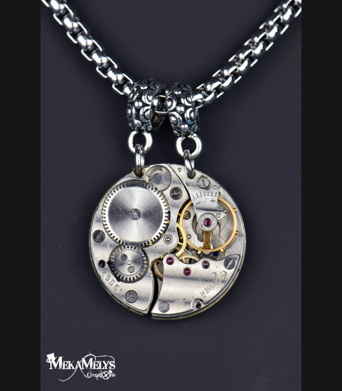 Bijoux Couple Uniques : Collier "Toi et Moi" avec mouvement de montre