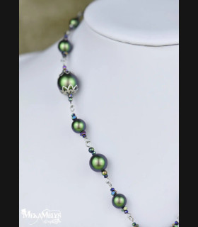 Élégant Collier Perles et Mécanisme de Montre - Style Steampunk