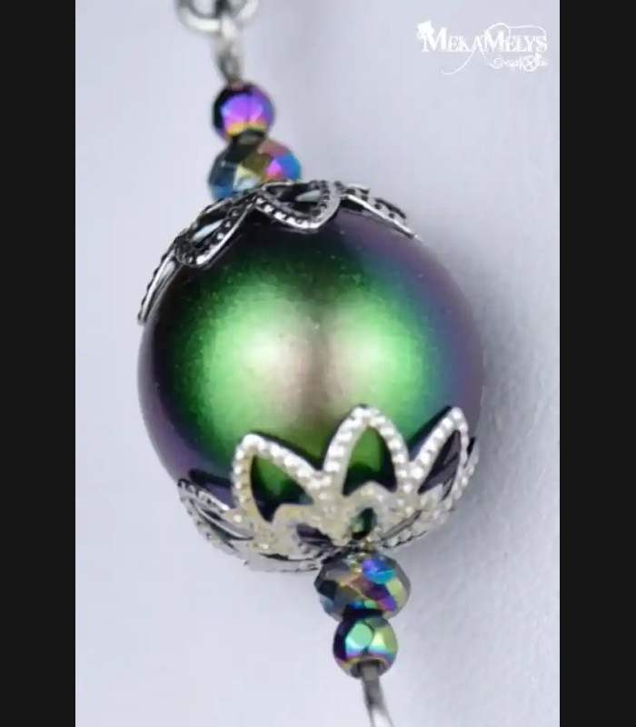 Élégant Collier Perles et Mécanisme de Montre - Style Steampunk