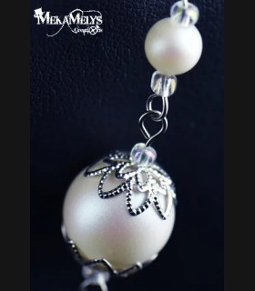 Élégant Collier Perles et Mécanisme de Montre - Style Steampunk