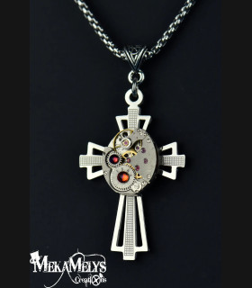 Collier steampunk Croix " la croisée du temps"