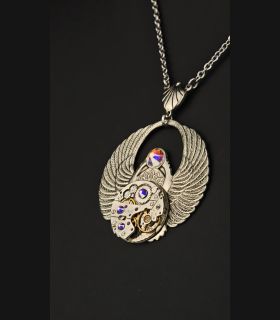 Collier steampunk scarabée Khépri