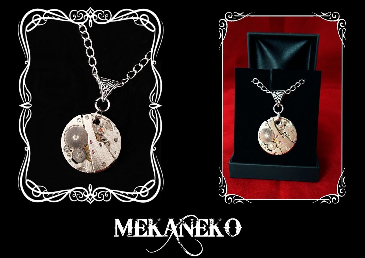 Bijoux steampunk, collier mécanisme de montre et engrenage