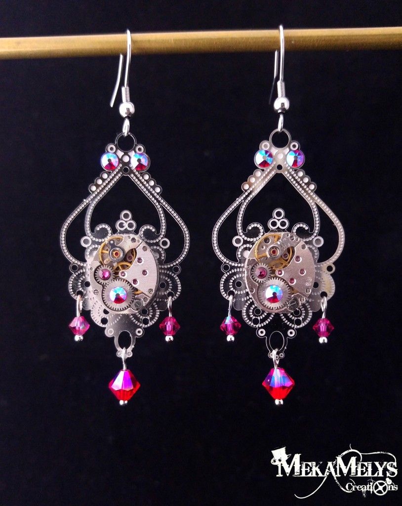 Bijoux mécaniques, boucles d'oreilles avec mécanismes de montres